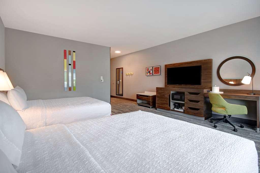 Hampton Inn & Suites Ontario Rancho Cucamonga Habitación foto