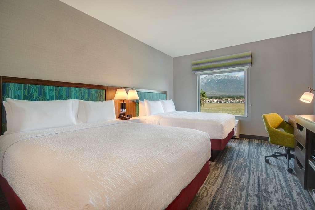 Hampton Inn & Suites Ontario Rancho Cucamonga Habitación foto