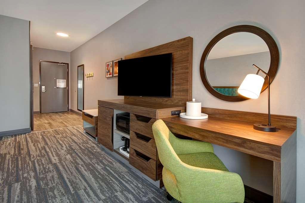 Hampton Inn & Suites Ontario Rancho Cucamonga Habitación foto