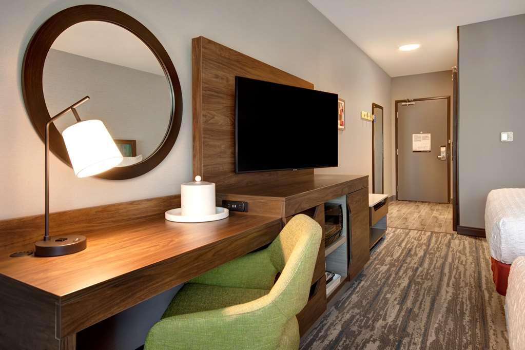 Hampton Inn & Suites Ontario Rancho Cucamonga Habitación foto