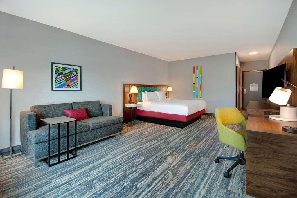 Hampton Inn & Suites Ontario Rancho Cucamonga Habitación foto